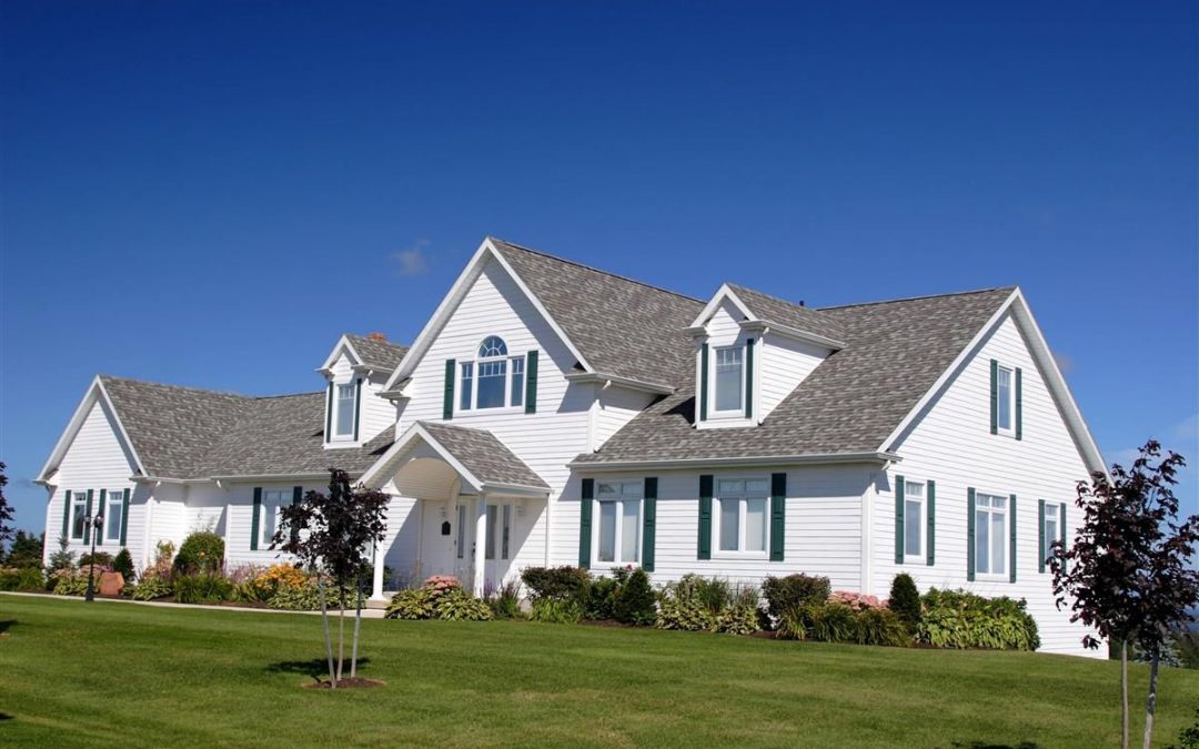 Building a Custom Home on a Hill or Incline